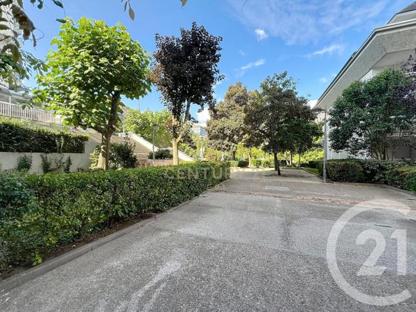 Appartement F3 à vendre  3 pièces - 68 m2 NOISY LE GRAND - 93