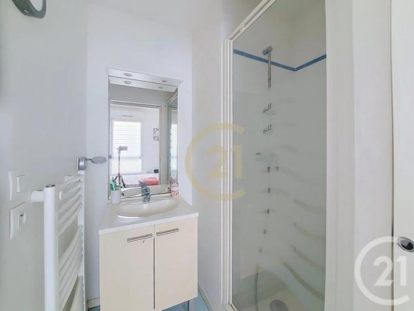 Maison à vendre  5 pièces - 121,59 m 2   LES SORINIERES  - 44