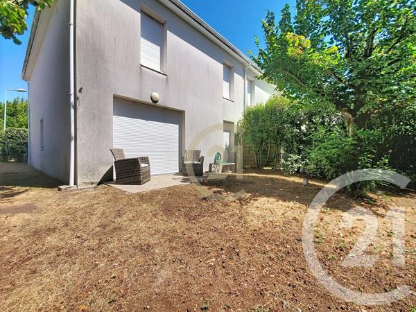 Maison à vendre  5 pièces - 121,59 m 2   LES SORINIERES  - 44