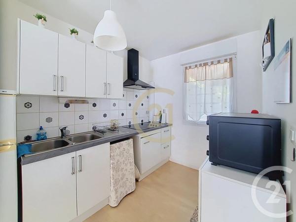 Maison à vendre  5 pièces - 121,59 m 2   LES SORINIERES  - 44
