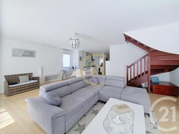 Maison à vendre  5 pièces - 121,59 m 2   LES SORINIERES  - 44