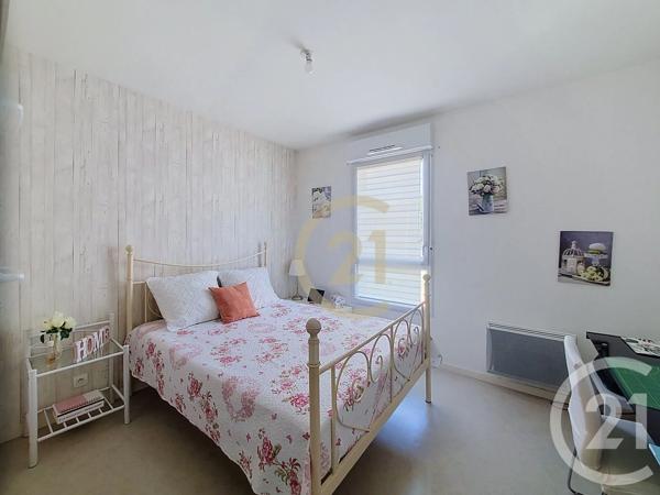 Maison à vendre  5 pièces - 121,59 m 2   LES SORINIERES  - 44