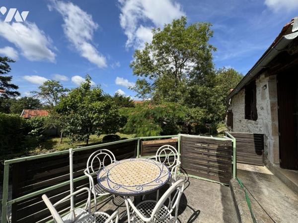 Charmante maison en pierre avec garage indépendant