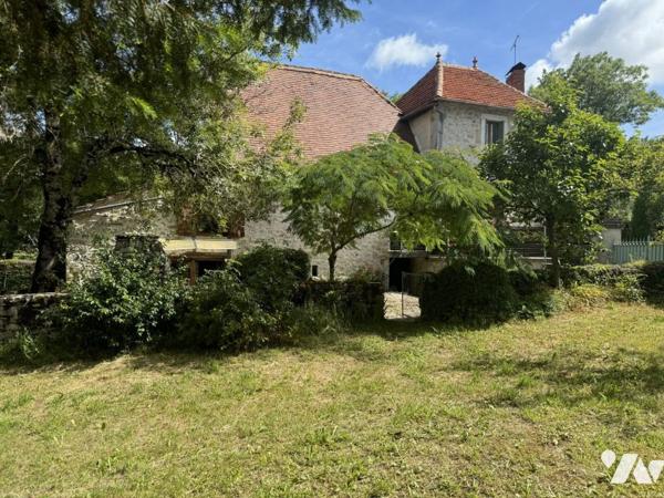 Charmante maison en pierre avec garage indépendant