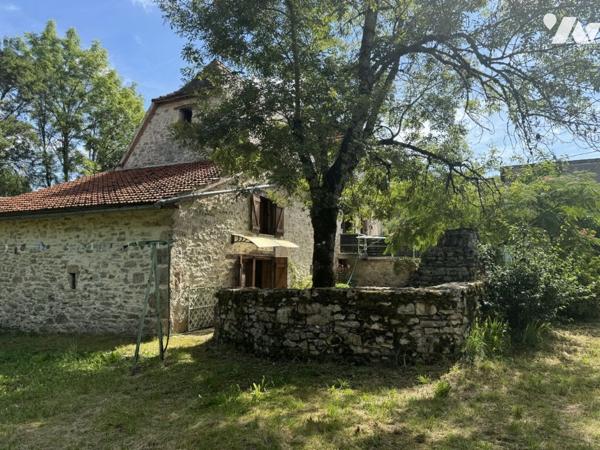 Charmante maison en pierre avec garage indépendant