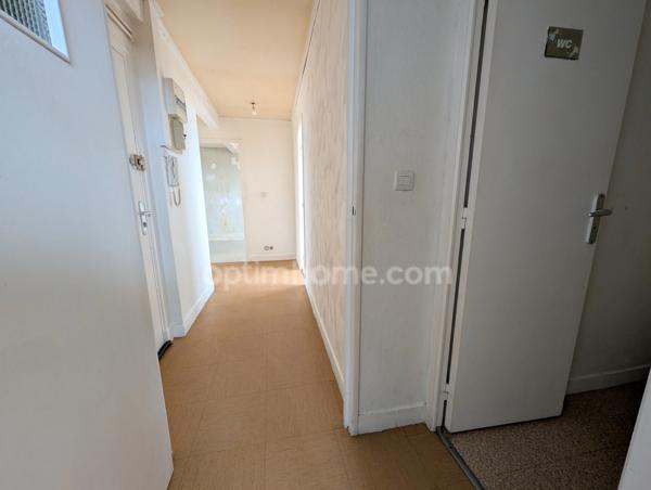 Ajustement de prix ! EXCLUSITÉ LE HAVRE A vendre Appartement avec trois chambres, cave et parking sécurisé !