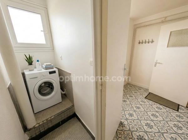 Ajustement de prix ! EXCLUSITÉ LE HAVRE A vendre Appartement avec trois chambres, cave et parking sécurisé !