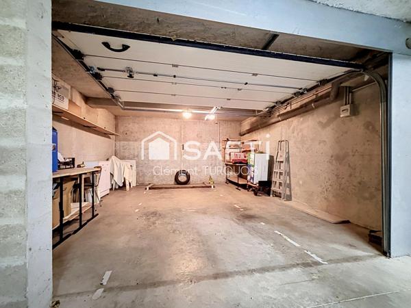 Appartement T4 de 96 m² avec terrasse, garage et parking dans résidence recherchée