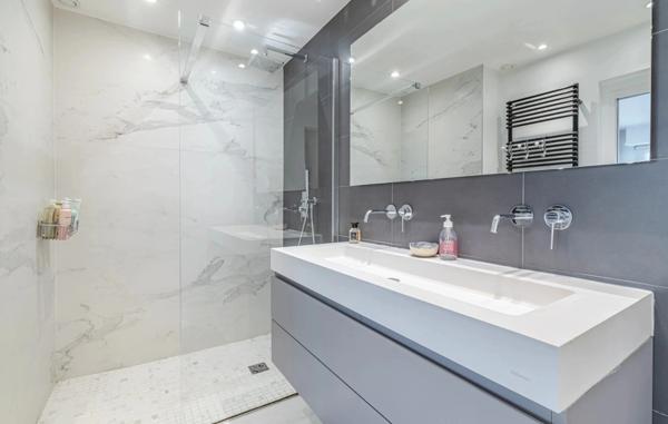 Appartement à vendre 5 pièces SURESNES (92)