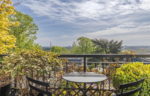 Appartement à vendre 5 pièces SURESNES (92)