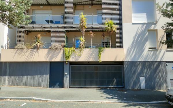 Stationnement à vendre