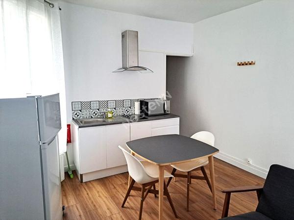 T2 MEUBLE - SECTEUR COQUEBERT / CAMILLE LENOIR