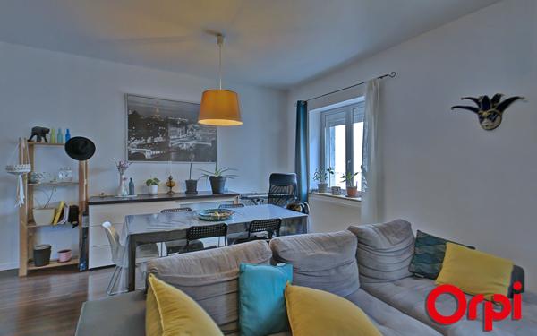 Appartement à vendre    4 pièces • 103,65 m2 Bourgoin-Jallieu