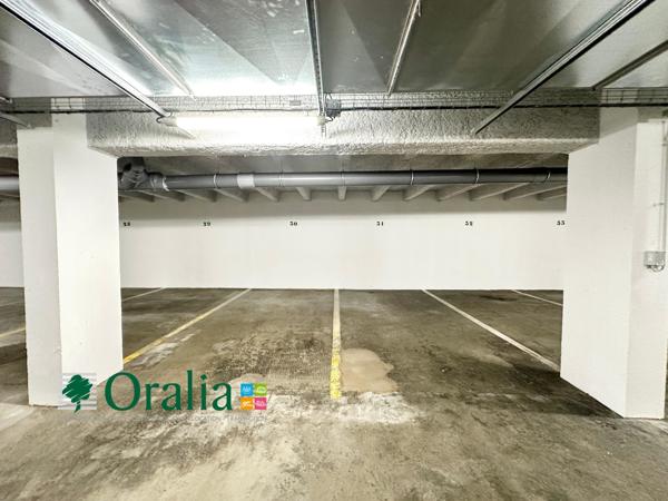 Parking · Location Bordeaux (33000)