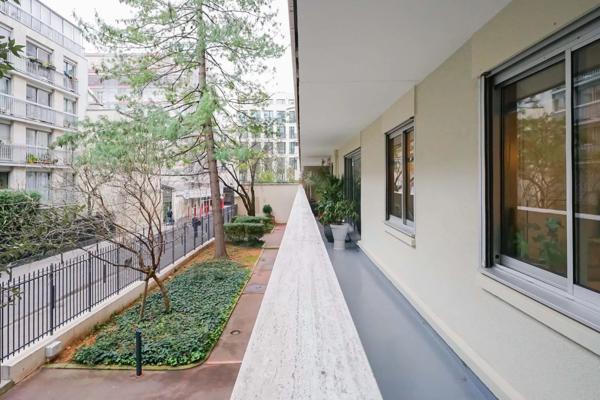 Appartement Paris 11e - SAINT-AMBROISE