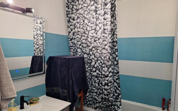 Maison à vendre    4 pièces •  Saint-Hilaire-de-Court