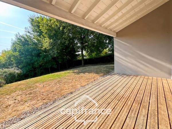 Maison récente 3 chambres avec suite parentale, garage et jardin de 841 m² aux portes d’Agen