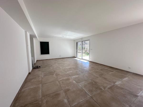 T4 NEUF MEUBLE EN REZ DE JARDIN A GLEIZE AVEC GARAGE ...