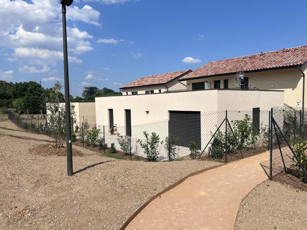 T4 NEUF MEUBLE EN REZ DE JARDIN A GLEIZE AVEC GARAGE ...