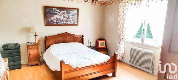 Maison traditionnelle 8 pièces de 206 m² à Feytiat (87220)