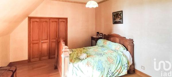 Maison traditionnelle 8 pièces de 206 m² à Feytiat (87220)