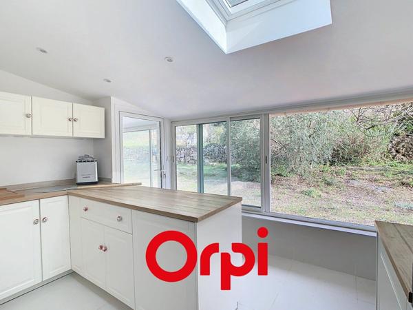 Maison à vendre    5 pièces • 171,16 m2 Signes