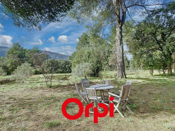 Maison à vendre    5 pièces • 171,16 m2 Signes