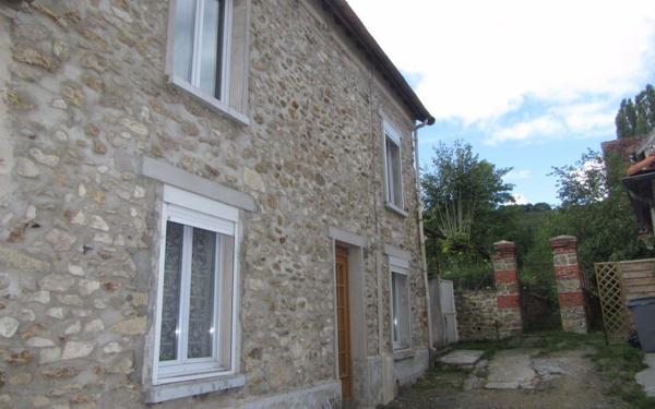 Maison à louer    5 pièces • 93,01 m2 Jaulgonne