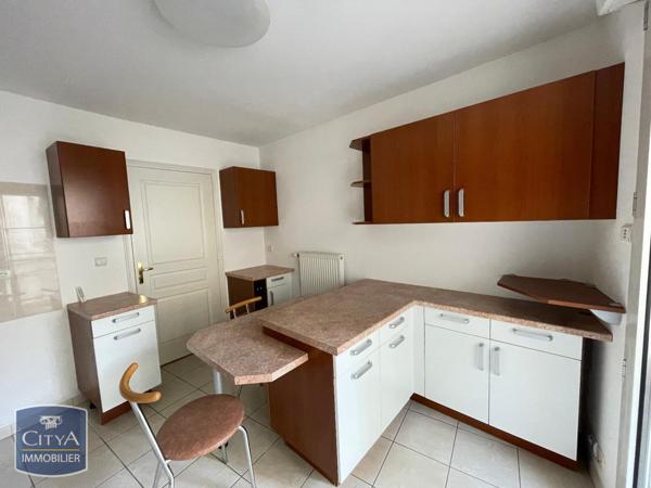 Appartement à louer 4 pièces 103.72m²