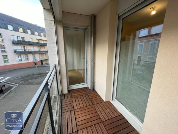 Appartement à louer 4 pièces 103.72m²