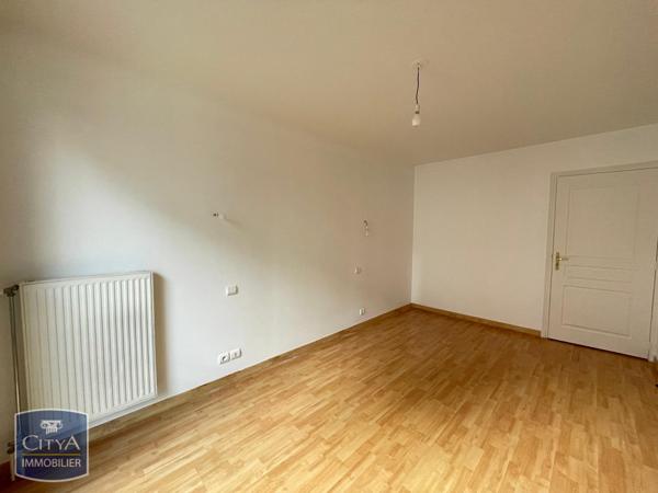 Appartement à louer 4 pièces 103.72m²