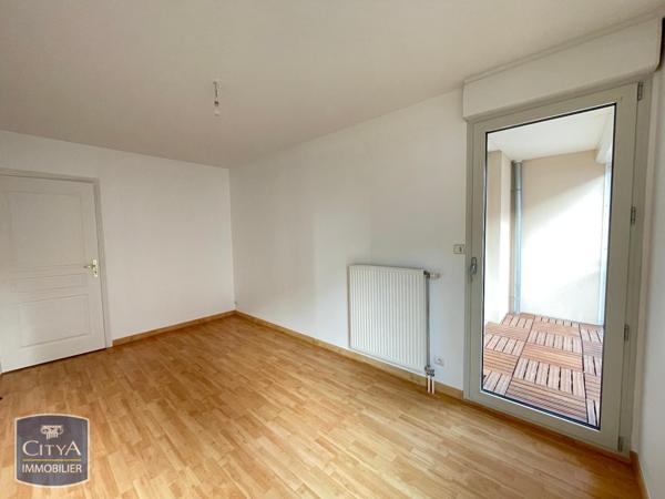 Appartement à louer 4 pièces 103.72m²