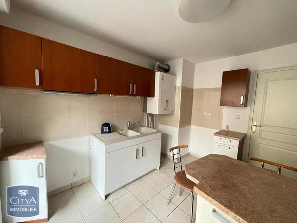 Appartement à louer 4 pièces 103.72m²