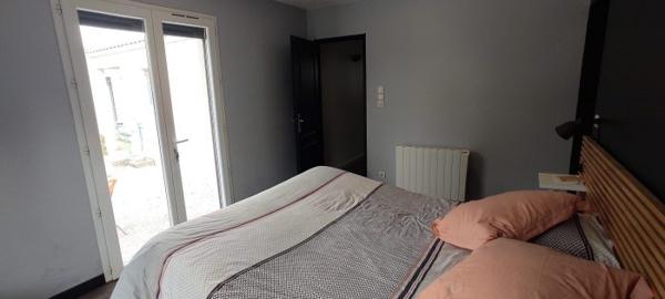 CONTEMPORAINE AVEC PISCINE