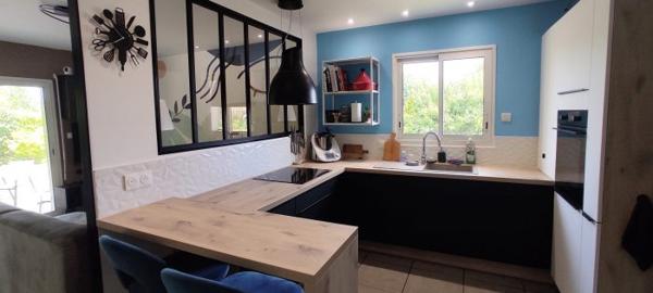 CONTEMPORAINE AVEC PISCINE