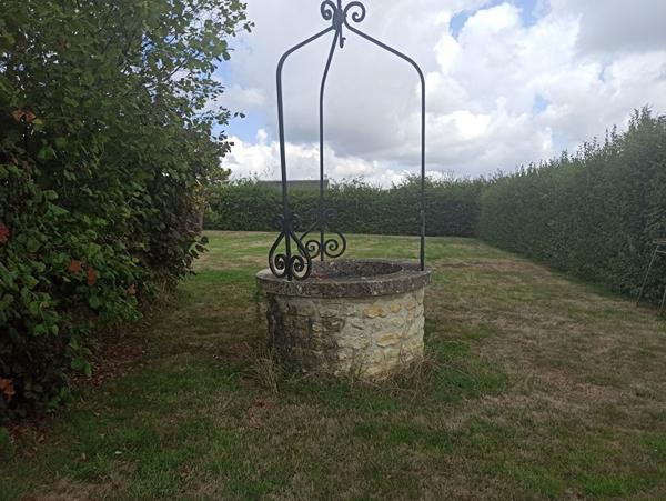MAISON À VENDRE À LOCHE SUR INDROIS (INDRE-ET-LOIRE)