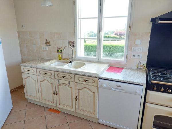 MAISON À VENDRE À LOCHE SUR INDROIS (INDRE-ET-LOIRE)