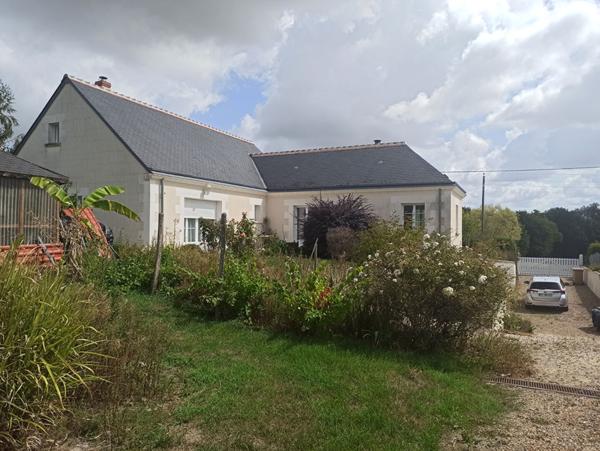 MAISON À VENDRE À LOCHE SUR INDROIS (INDRE-ET-LOIRE)
