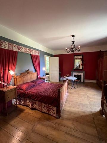 Maison de maître La Coquille 13 pièce(s) 400 m2
