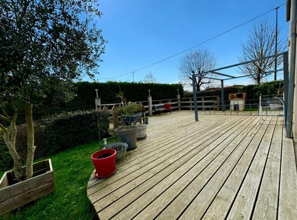 PAVILLON 112 M² – 4 CHAMBRES – LAVAL THÉVALLES – TERRAIN 583 M² – GARAGE 33 M²