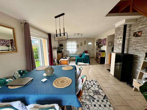 PAVILLON 112 M² – 4 CHAMBRES – LAVAL THÉVALLES – TERRAIN 583 M² – GARAGE 33 M²