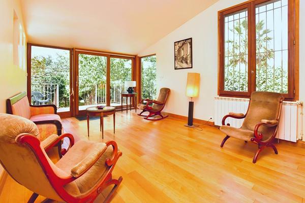 Carcassonne quartier Pasteur, 170m, 5 chambres, jardin,dépendances, garage