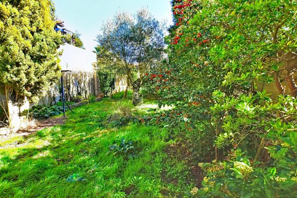 Carcassonne quartier Pasteur, 170m, 5 chambres, jardin,dépendances, garage