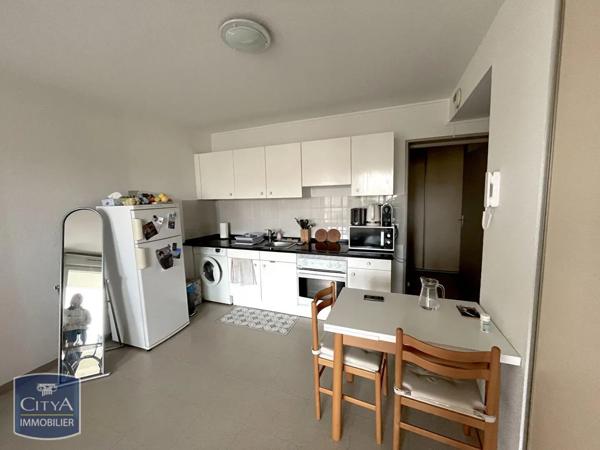 Appartement à louer 1 pièce 30.59m² Clermont-Ferrand (63000)
