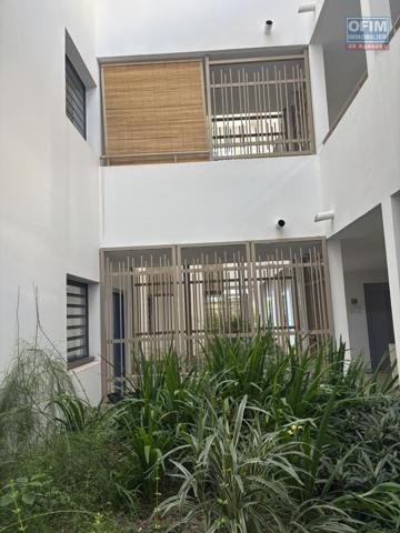 A Vendre à Piton Saint-Leu très bel appartement T3