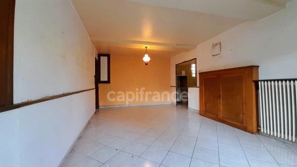 Ensemble de 2 maisons sur terrain de 8322m2