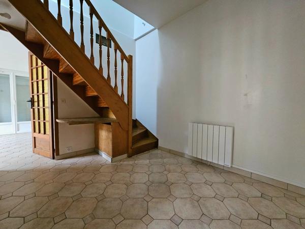 Vente Maison 4 pièces 78 m2 à Estrées-Saint-Denis