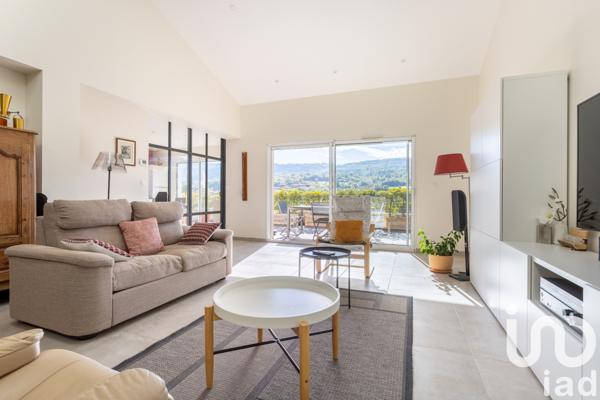 Maison à vendre 6 pièces 165 m² Romagnat