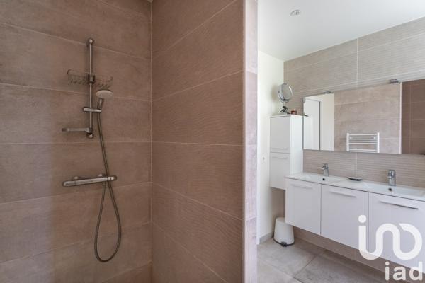 Maison à vendre 6 pièces 165 m² Romagnat