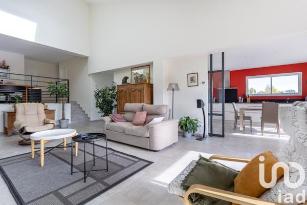 Maison à vendre 6 pièces 165 m² Romagnat